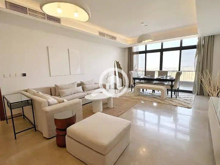 12 391121b6-7bb7-4988-95cf-271b1a6bc821. jpg