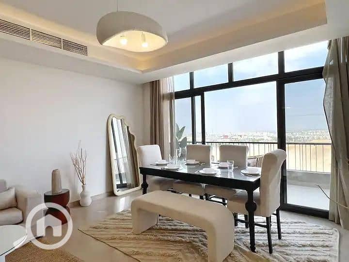 20 e2748010-8dd6-4528-a884-2712a67875eb. jpg