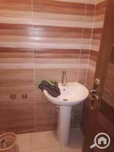 فلیٹ 3 غرف نوم للايجار في شبرا، القاهرة - 1000108779. jpg