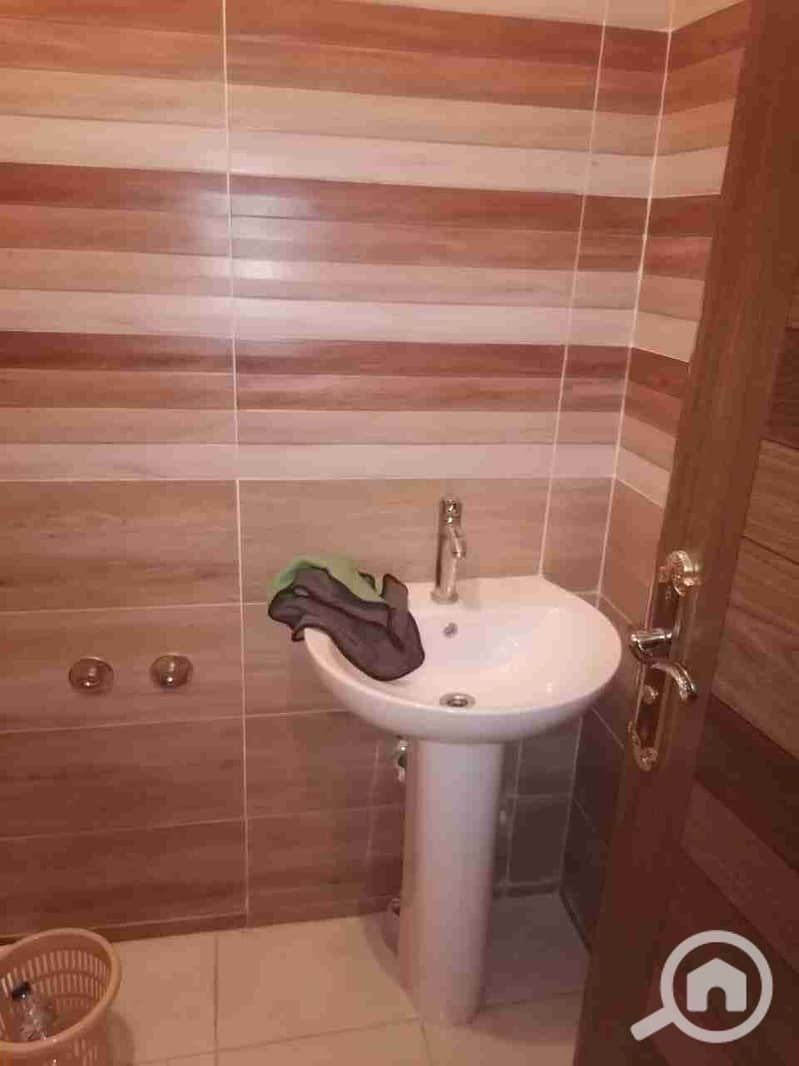 1000108779. jpg 1000108779. jpg