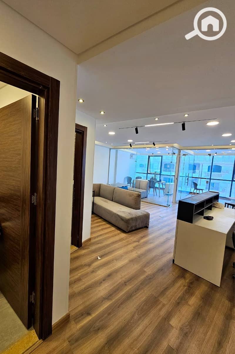 11 WhatsApp Image 2025-10-17 at 10.33. 56 PM (2). jpeg