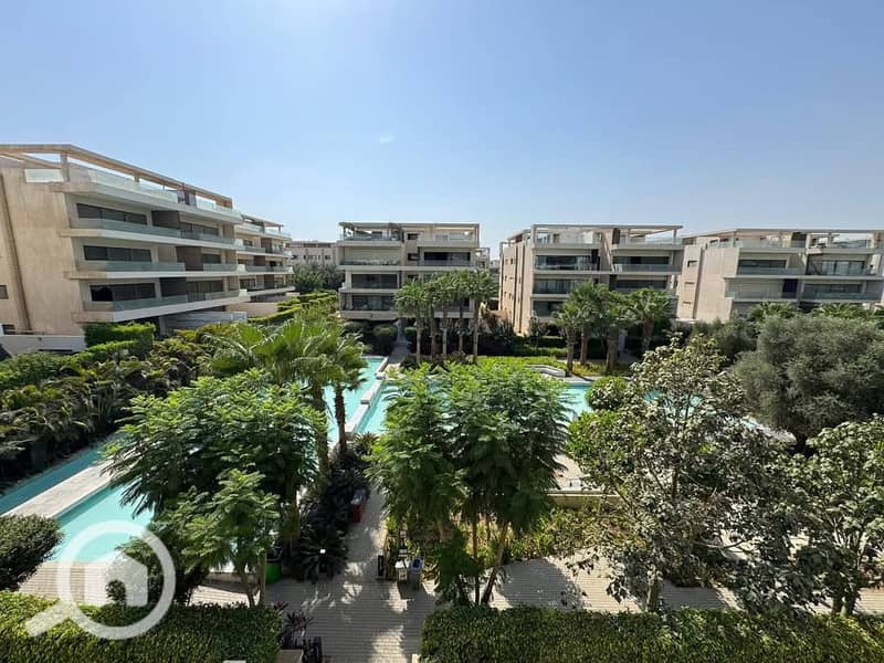 7 FB_IMG_1763250136202. jpg