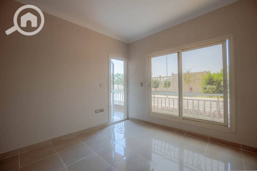 2 WhatsApp Image 2025-10-05 at 5.45. 27 PM. jpeg