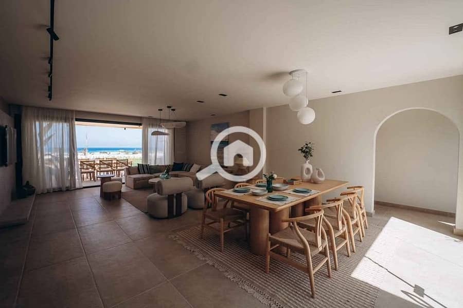 8 527878079_1752942322248889_1847894685894099976_n. jpg