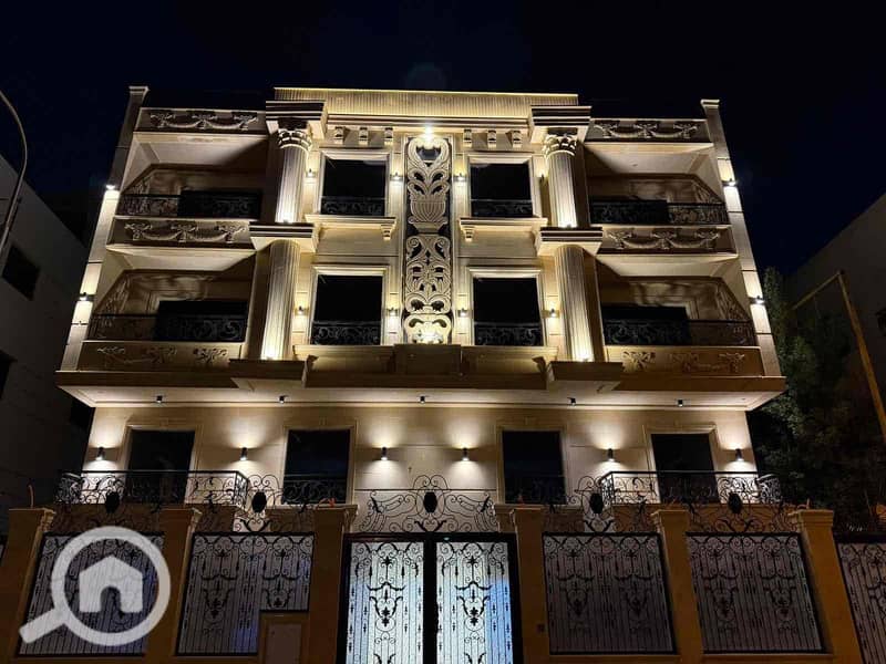 4 450de11d-6626-4605-bfa8-ffbb31ce3ba1. jpg