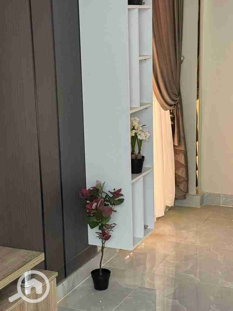 1000837763. jpg 1000837763. jpg