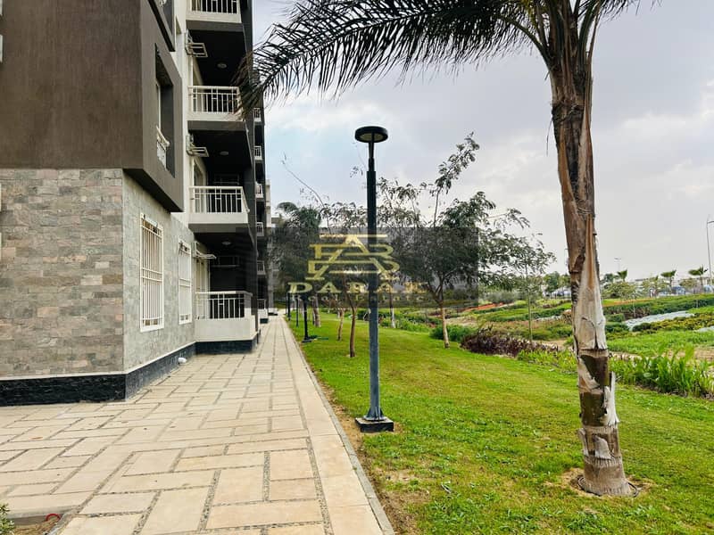 5 1a41263c-6b2e-4faa-a56c-8a599a954c18. jpg