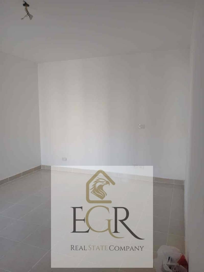 6 ce8a3e52-443b-463a-99d3-aefeed256638. jpg