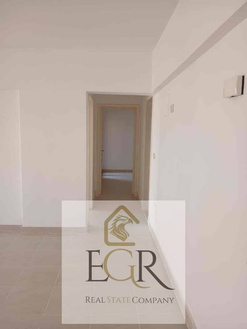 9 7f835c97-449a-42f5-8ed4-c5170289cb9a. jpg