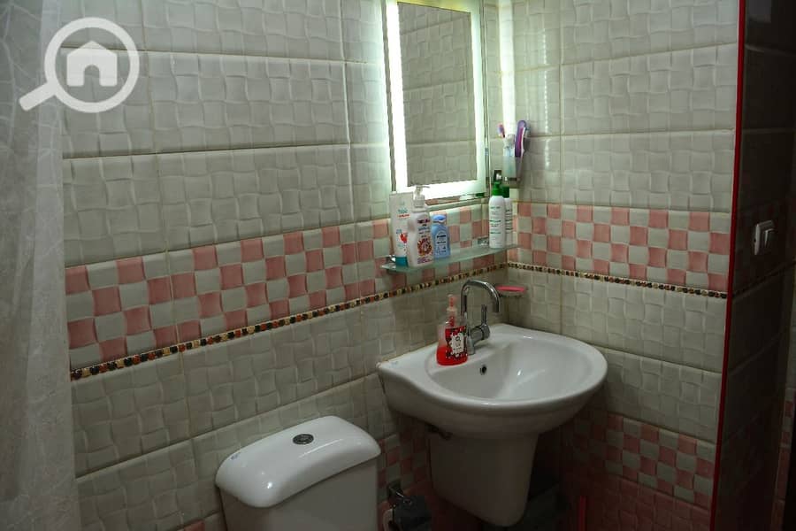 9 30f6c15b-6b64-44e5-8836-c4761783d4ac. jpeg