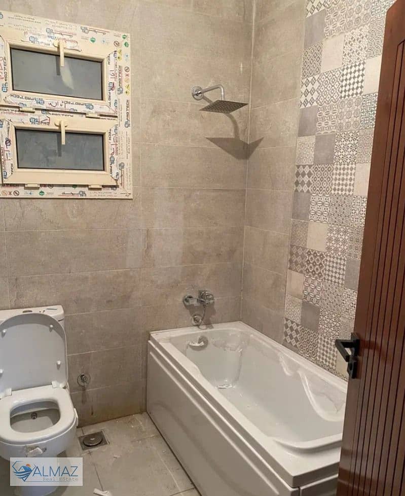 7 WhatsApp Image 2025-11-15 at 4.06. 21 PM (1). jpeg