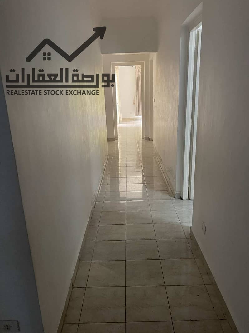 9 6edda695-b9e8-4030-8ac9-795c13692a4f. jpg