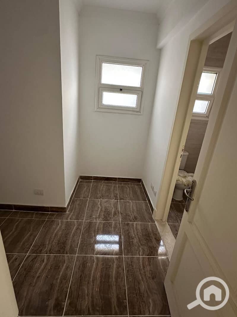 6 b307100b-9085-4a4d-97e4-c026ef183793. jpg