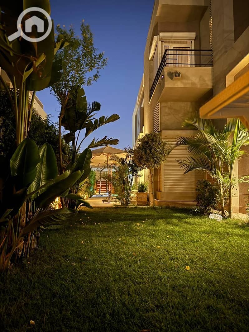 4 494597257_122185344818271460_4385388978446699795_n. jpg