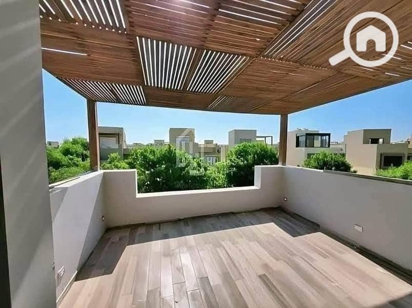 8 499380815_3930897847124050_950118988709893998_n. jpg