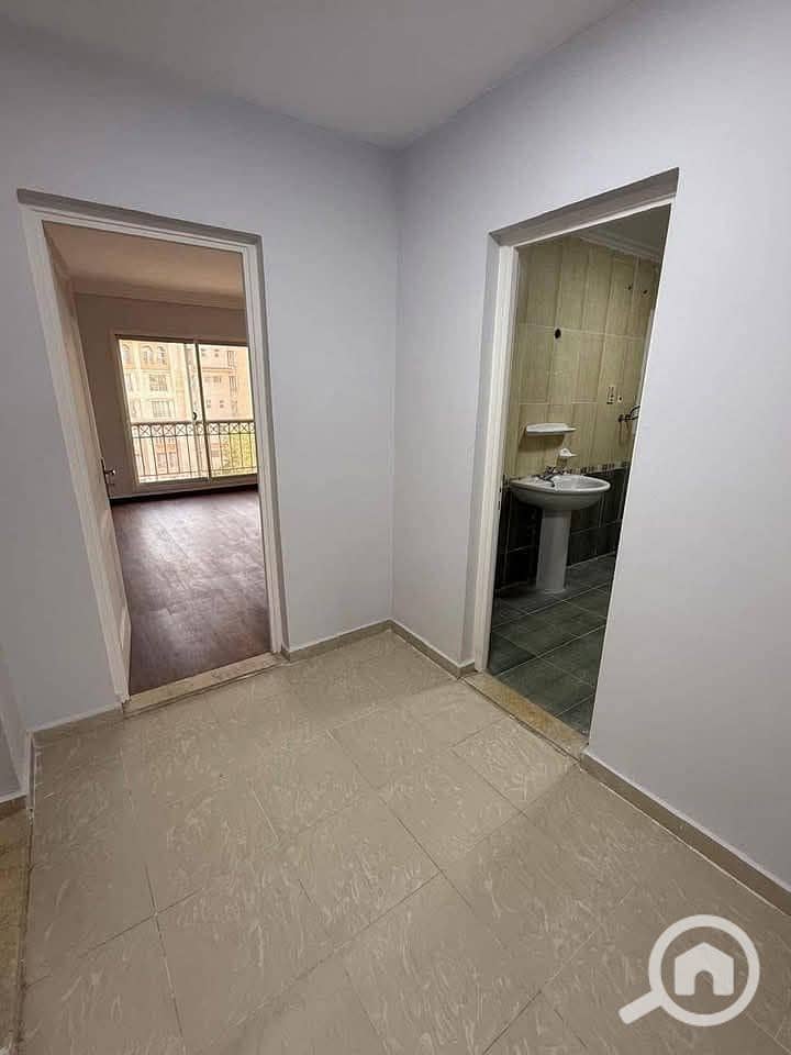 5 192fa49b-7712-4bd6-ad9c-b115554daa31. jpg