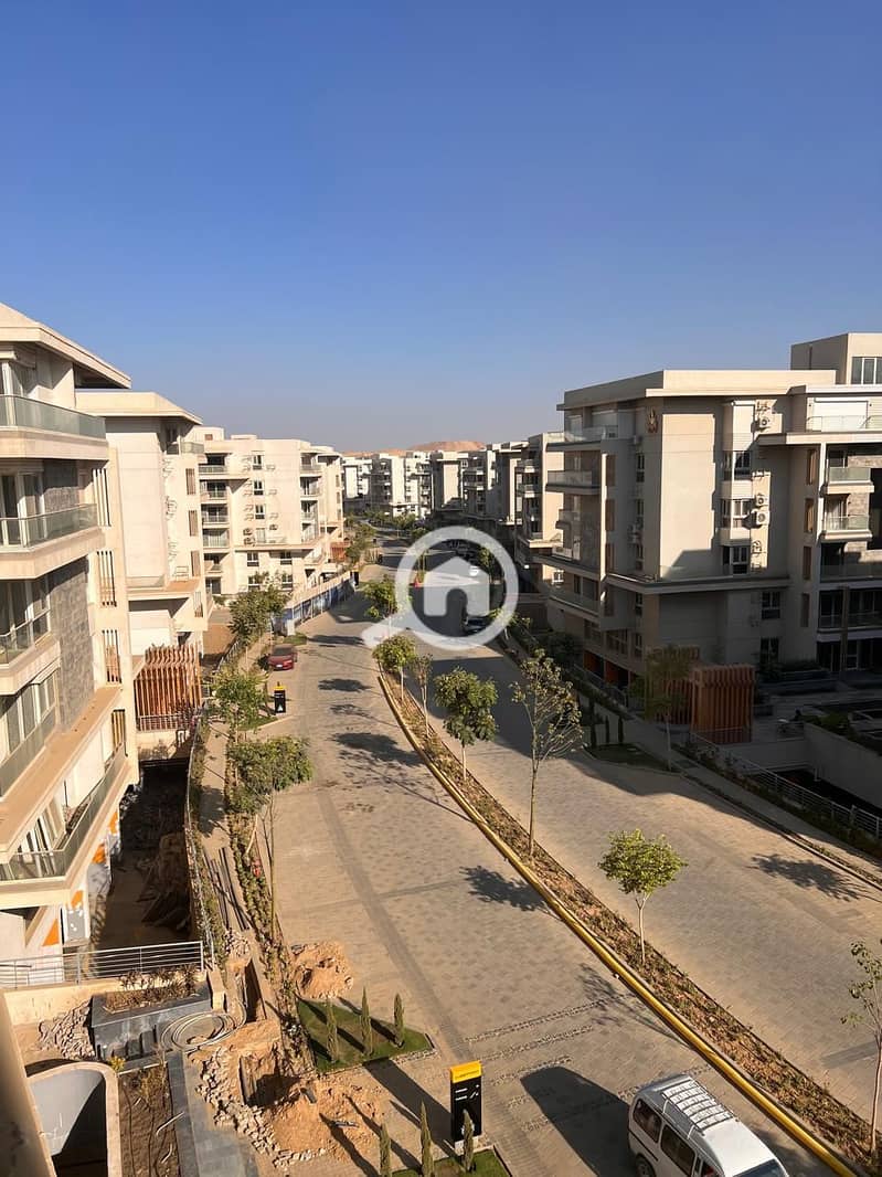 4 4c1ab195-fd37-4f4e-9527-c77e95e168cc. jpg