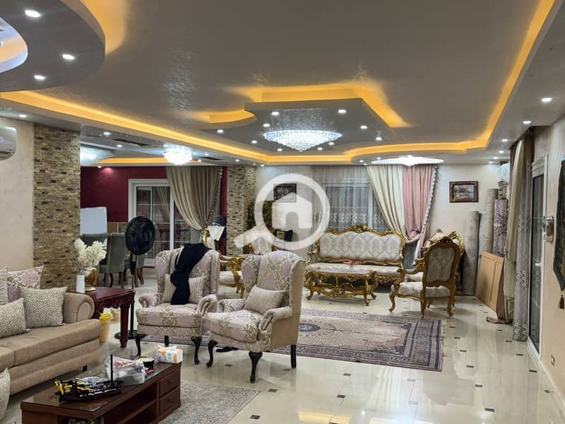 14 14525f07-aec1-4456-8613-0a61360a2fba. jpeg