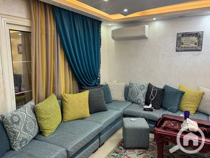 18 c0cb9118-8615-473f-8642-920fc37c4792. jpeg