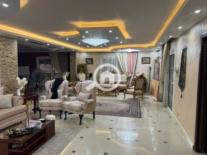 19 eb12c100-06c3-4e60-9e7b-bec0f55aa1a5. jpeg