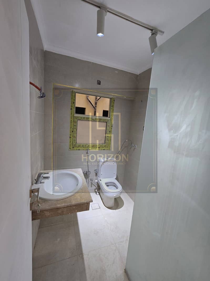 6 WhatsApp Image 2025-11-16 at 10.48. 26 AM (1). jpeg