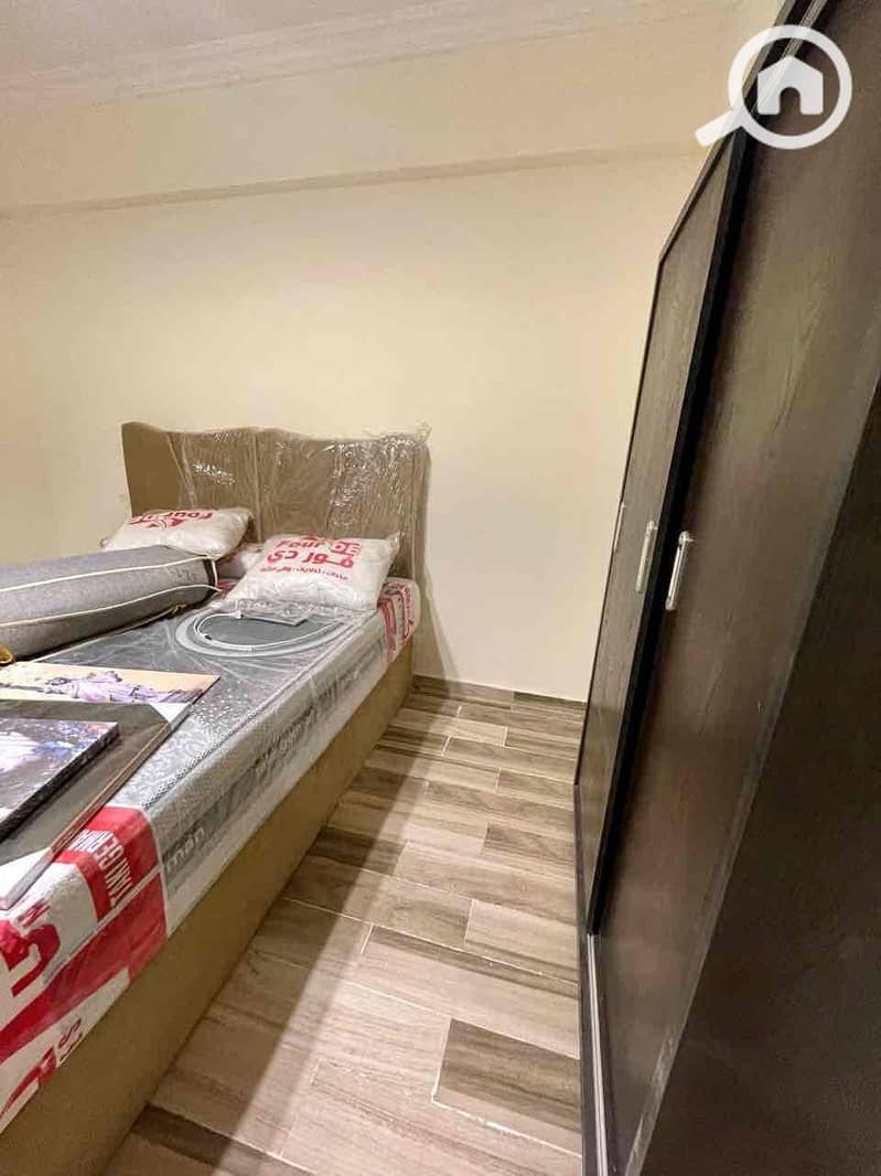 16 6c56d45f-b353-4602-adf5-432bfda01912. jpg