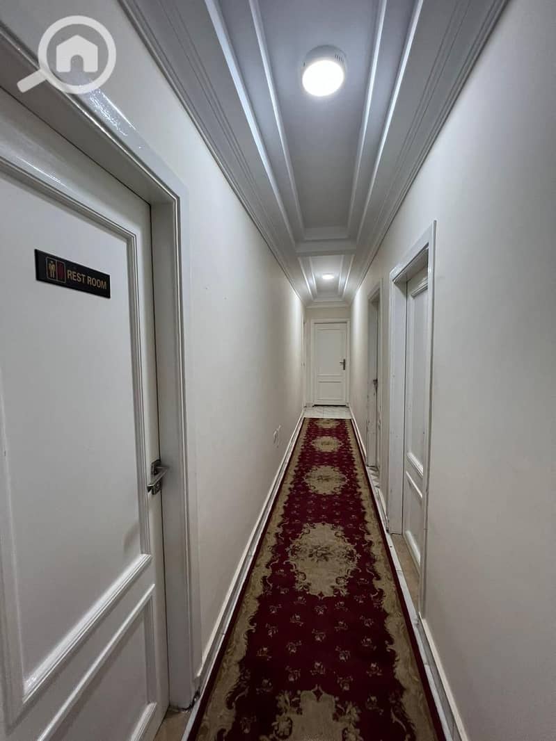 5 WhatsApp Image 2025-11-15 at 2.59. 01 PM. jpeg