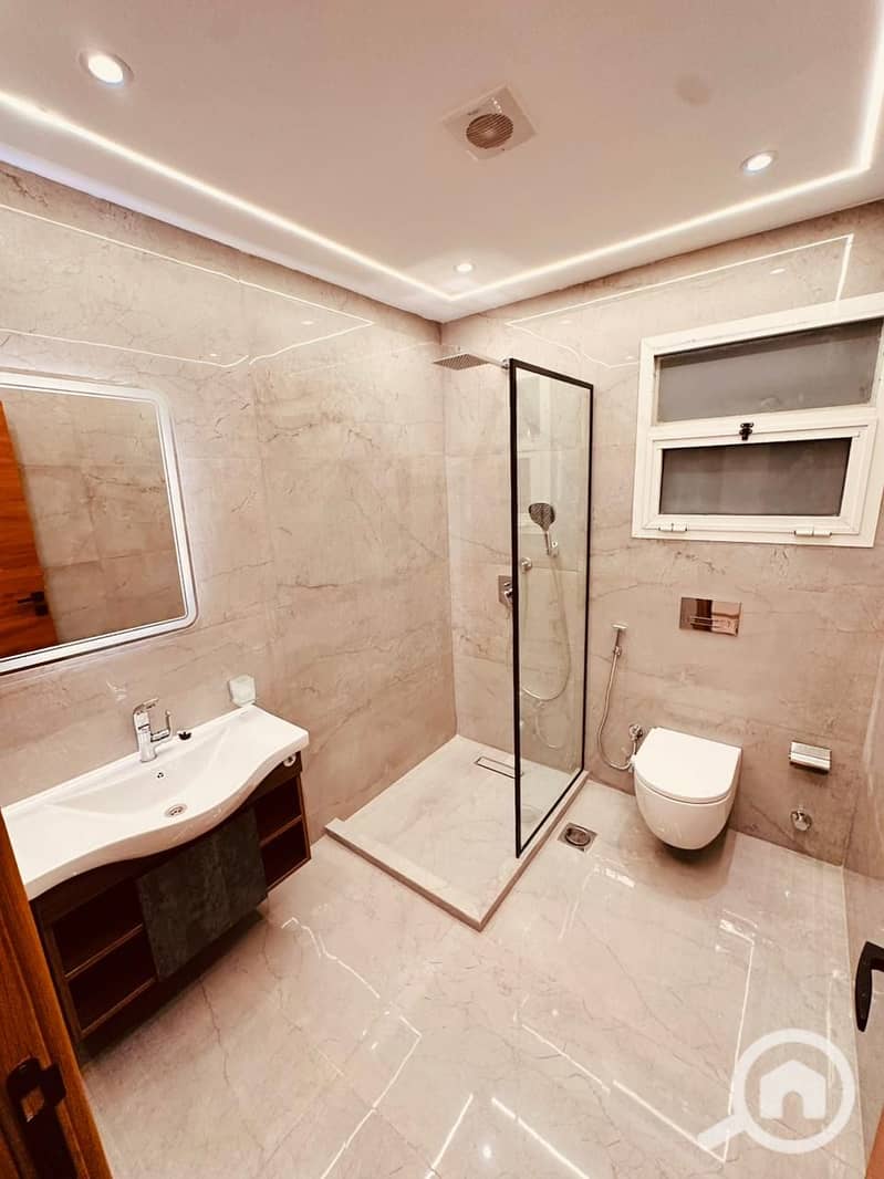 12 583102805_1145495921085544_4318405816799606798_n. jpg