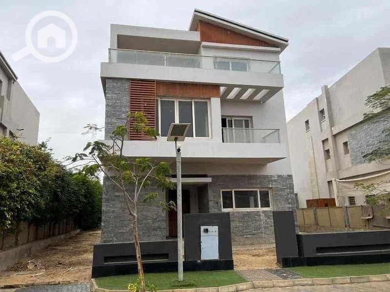 7 1e1c2bf3-5bcc-4bde-afdd-4831d34fdd02. jpg