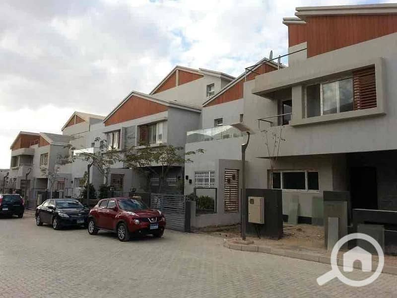 11 4aa077db-6df4-4835-bd22-4d926506b82d. jpg