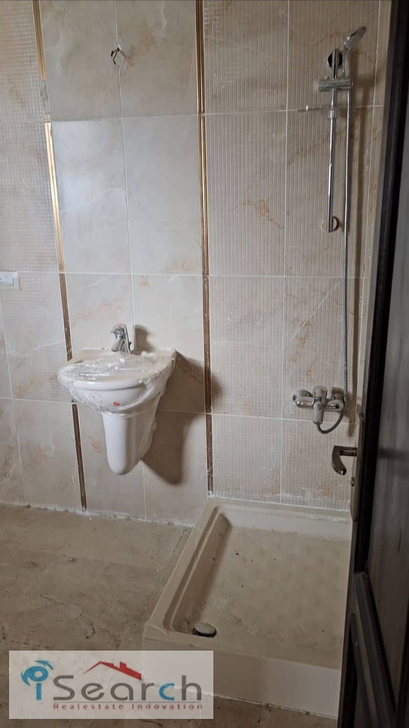 9 WhatsApp Image 2025-11-12 at 12.41. 49_fdcee6c0. jpg