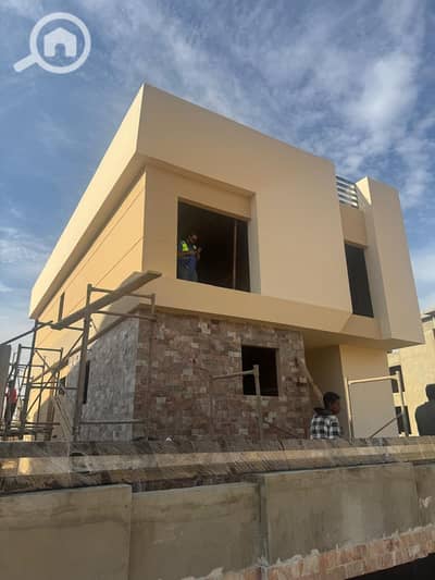 تاون هاوس 4 غرف نوم للبيع في الشيخ زايد، الجيزة - IMG-20251116-WA0443. jpg