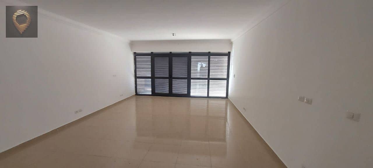 2 WhatsApp Image 2025-11-07 at 14.44. 14_5c0cf992. jpg