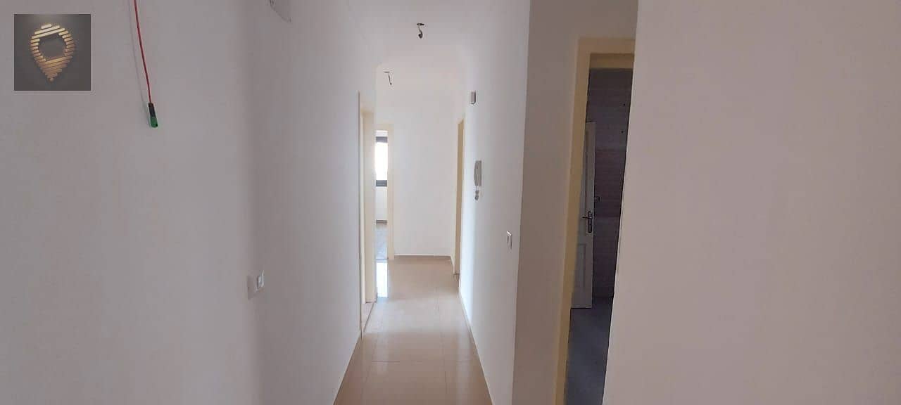 3 WhatsApp Image 2025-11-07 at 14.44. 14_61d2f69a. jpg