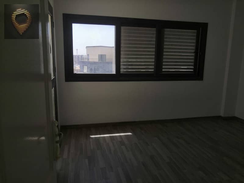 6 WhatsApp Image 2025-11-06 at 17.01. 42_74aa24b1. jpg