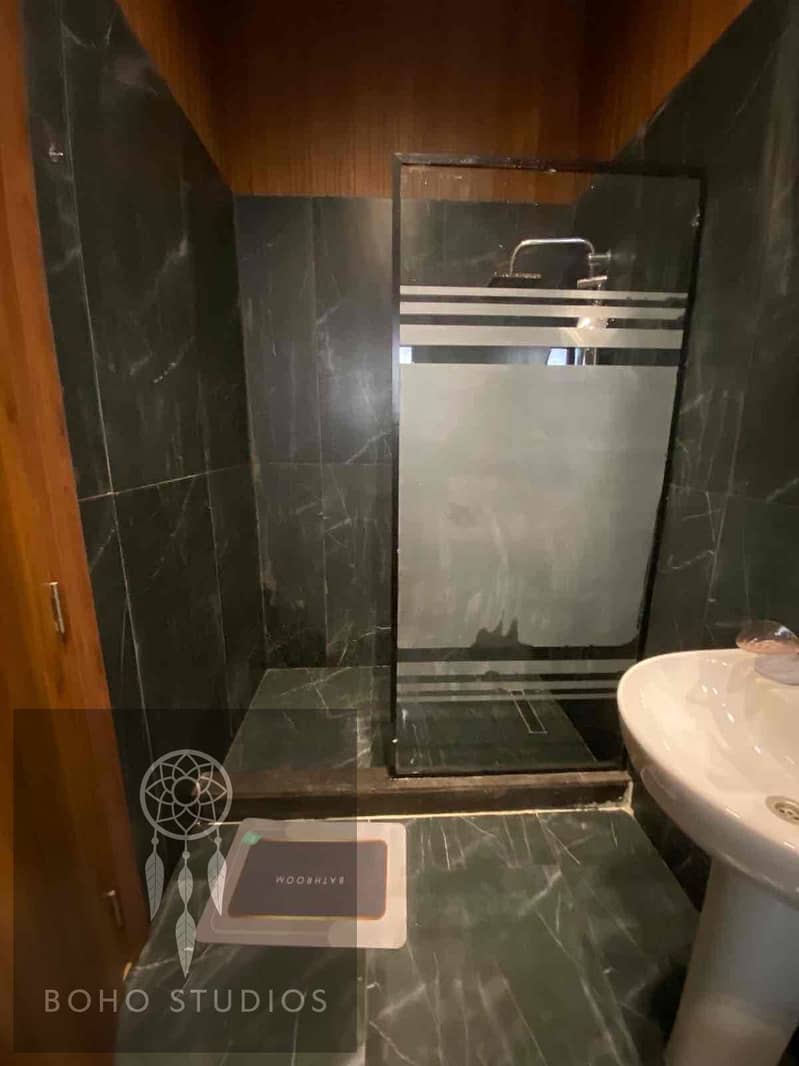 4 36f44ce7-487d-4935-b489-ee6121f7d214. jpg