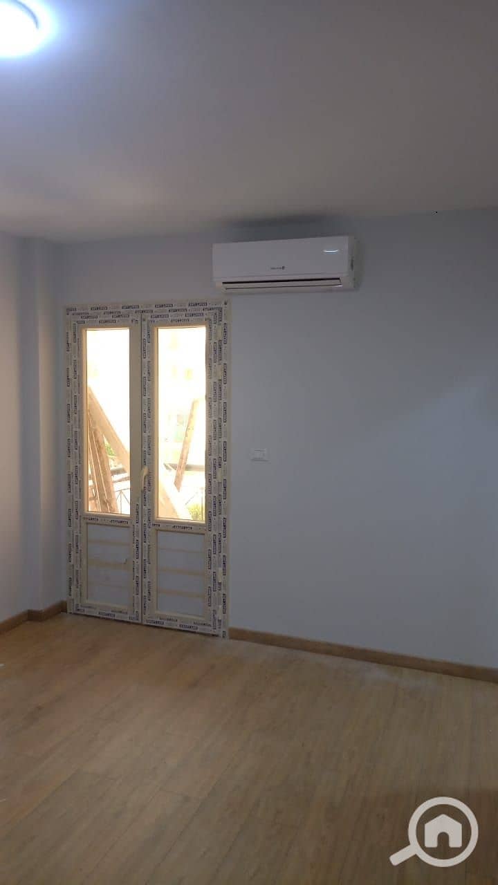 2 e3706357-9d56-4a90-9bc0-d9d47a0baf1b. jpg