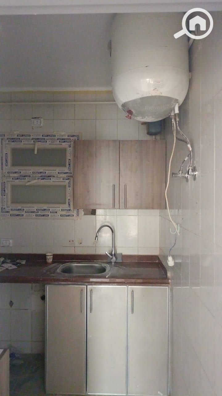 4 7b257743-d5ee-4019-bba3-c6d4fb24e43b. jpg