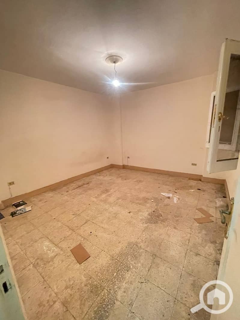 8 d6a6dd34-ff9d-4e31-9e21-026fef67be11. jpeg