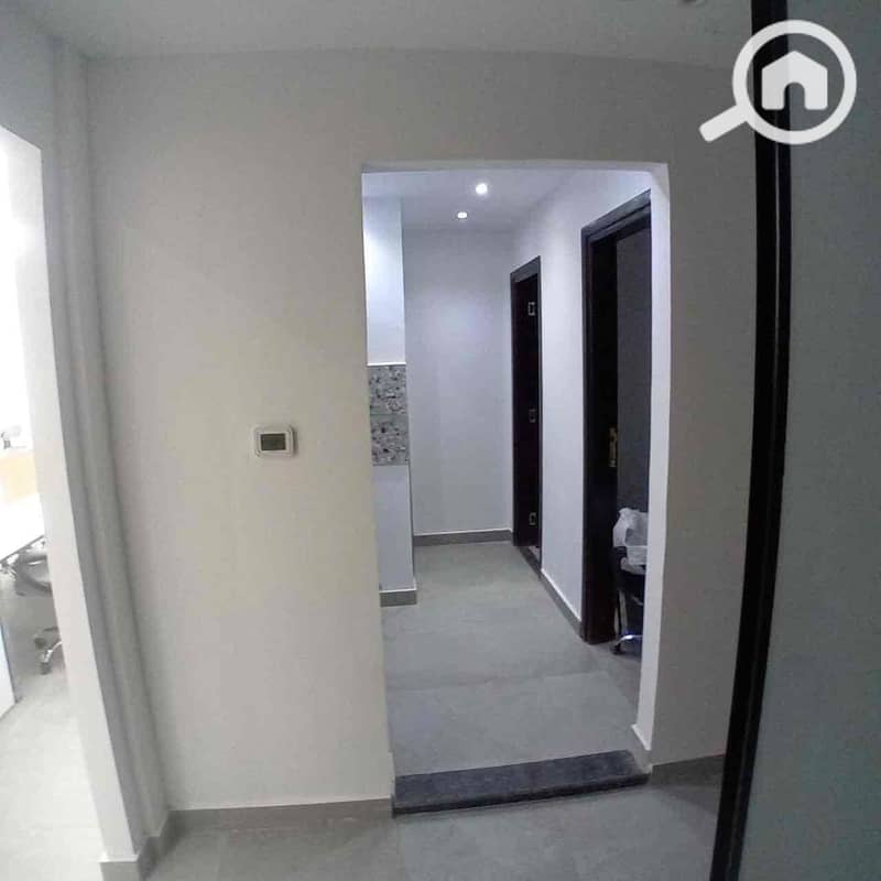 13 3479da97-6605-40d5-bec1-6507f3fd39be. jpg