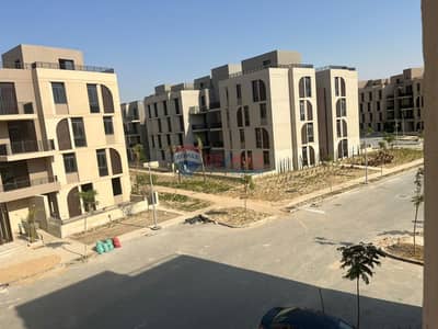 4 Bedroom Duplex for Sale in Sheikh Zayed, Giza - WhatsApp Image 2025-11-11 at 4.40. 18 PM (2). jpeg