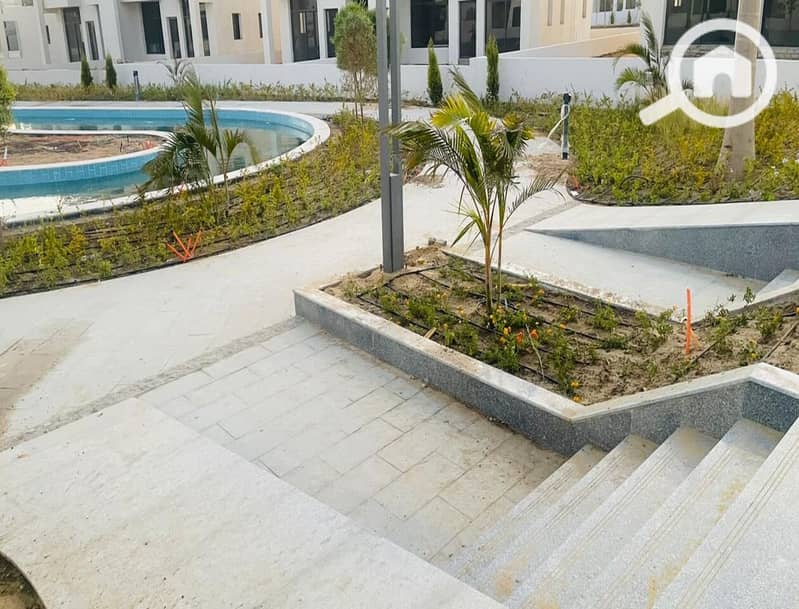 3 73a18c08-6001-429f-8e2b-23794ff58316. jpg