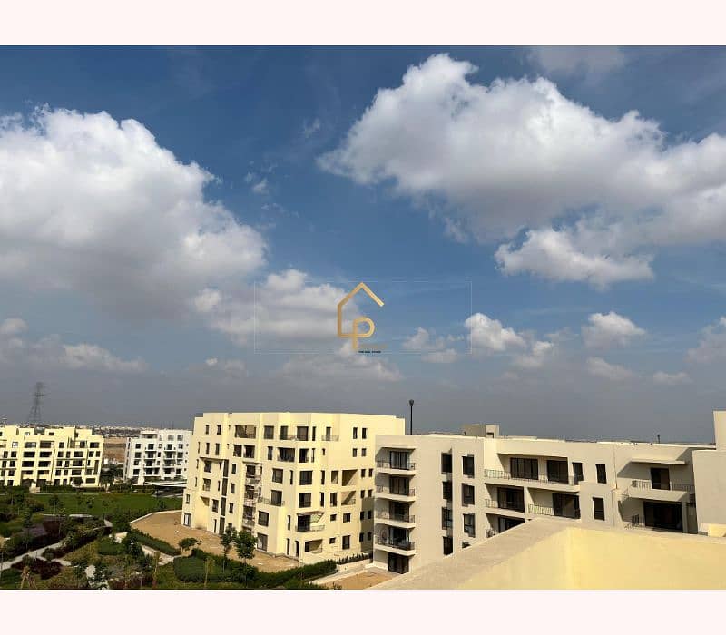 13 550899077_122137639298901416_5658849833409037142_n. jpg