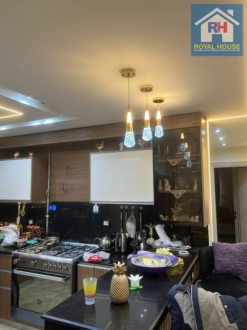 4 98b0a52e-4980-4e20-85a1-a7b5793ce039. jpg