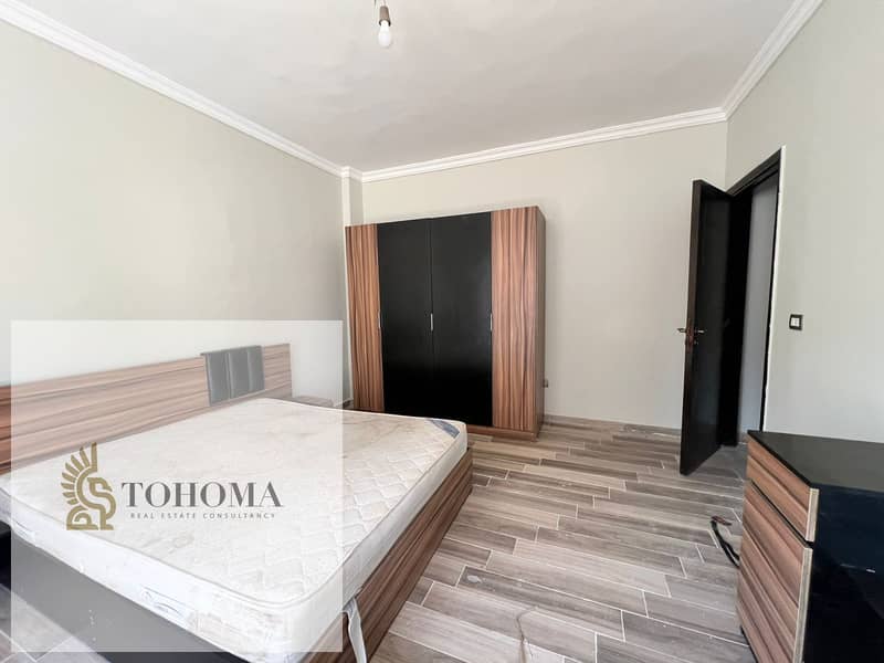 5 835807a4-08d8-4669-8c0e-460d1fe3aa1f. jpg