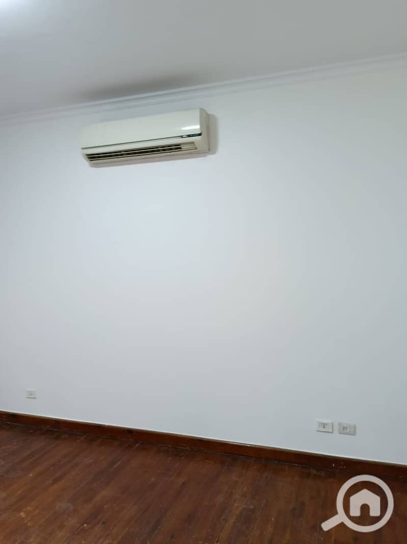 5 3fc98965-d2b5-4202-8286-3810c84af714. jpg