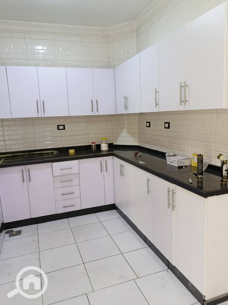 9 089a916d-4c3a-4981-a7a5-8c663361a367. jpg