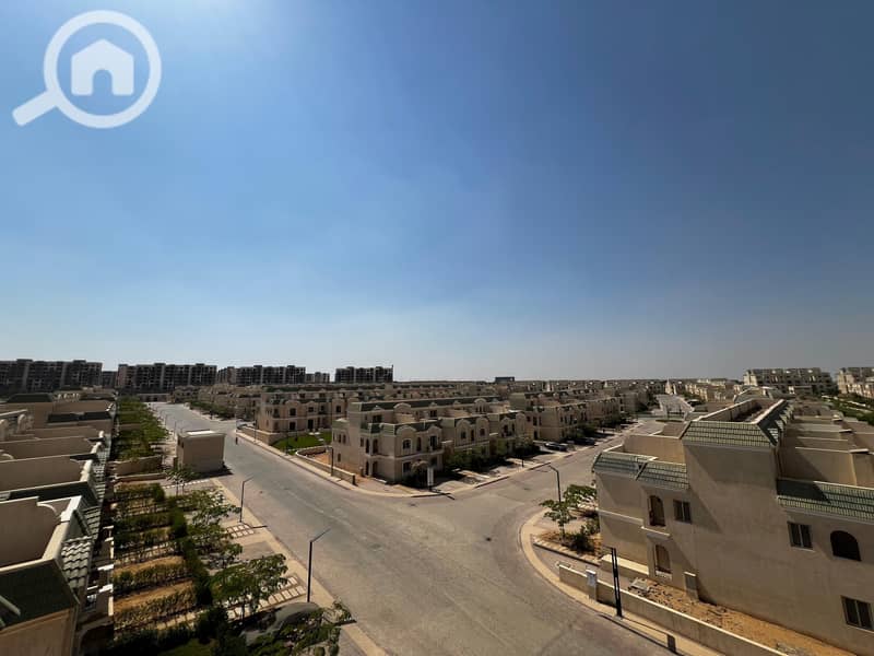 10 ee373022-f1e4-41e5-9e0f-b6514d017470. jpg