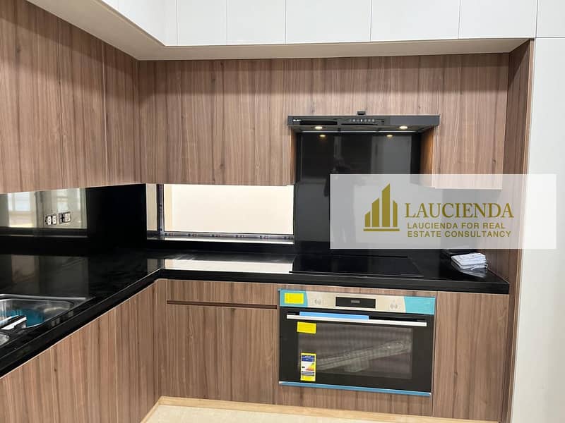 7 WhatsApp Image 2025-10-19 at 3.46. 13 AM (12). jpeg