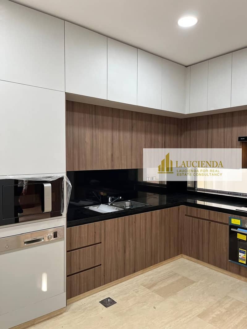 8 WhatsApp Image 2025-10-19 at 3.46. 13 AM (11). jpeg